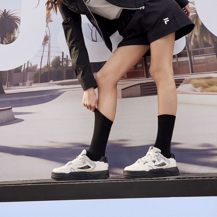 FILA FUSION BANK II Wear-Resistant Low-Top Skateboard Shoes Women's Black White купить в интернет-магазине Yoocart с быстрой доставкой по России.