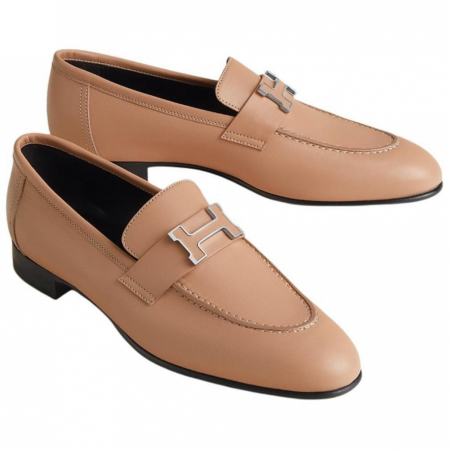 HERMES Paris Loafers Women's Beige купить в интернет-магазине Yoocart с быстрой доставкой по России.