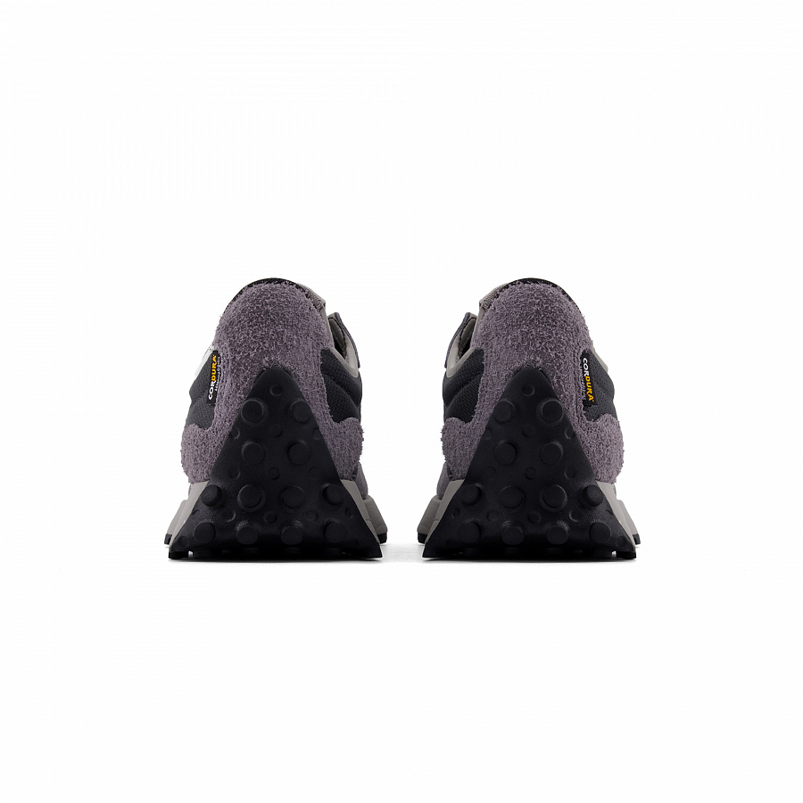 New Balance 327 Cordura Dark Grey купить в интернет-магазине Yoocart с быстрой доставкой по России.