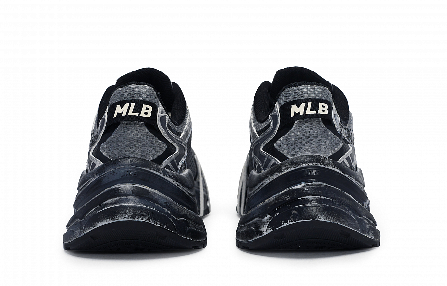 MLB New York Yankees Anti Slip Wear Resistant Low Top Running Shoes Unisex Black Gray Silver