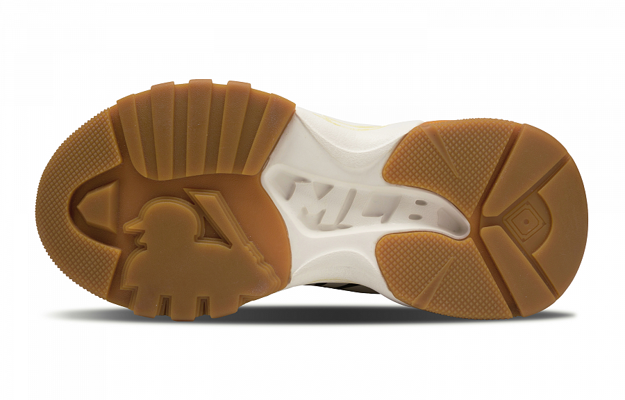 MLB New York Yankees Little Brown Bear Non slip Lightweight Low Top Chunky Sneakers Unisex Beige Brown