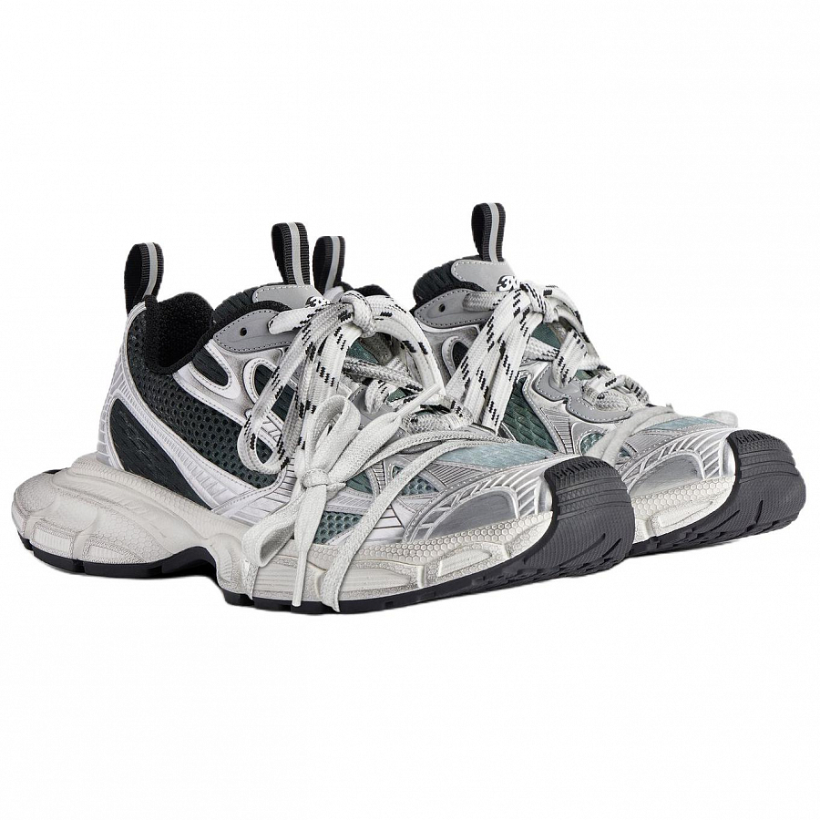 Balenciaga 3XL Low-Top Chunky Sneakers Women's Silver купить в интернет-магазине Yoocart с быстрой доставкой по России.