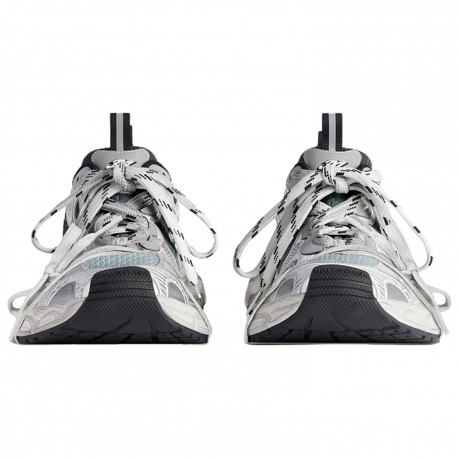 Balenciaga 3XL Low-Top Chunky Sneakers Women's Silver купить в интернет-магазине Yoocart с быстрой доставкой по России.
