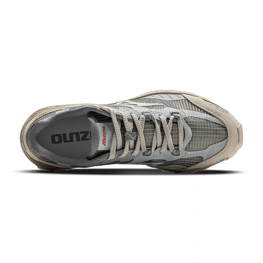 Mizuno Racer ADV Slip Resistant Low Top Running Shoes Unisex Medium Gray купить в интернет-магазине Yoocart с быстрой доставкой по России.