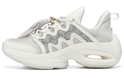 LI NING 1990 Heart Dance Rebound Low Top Sports Casual Shoes Women's Ecru