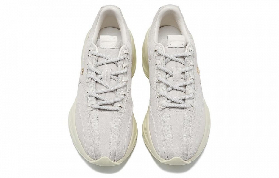 LI NING 1990 Clouds Anti Slip Wear Resistant Low Top Running Shoes Women's Bone White