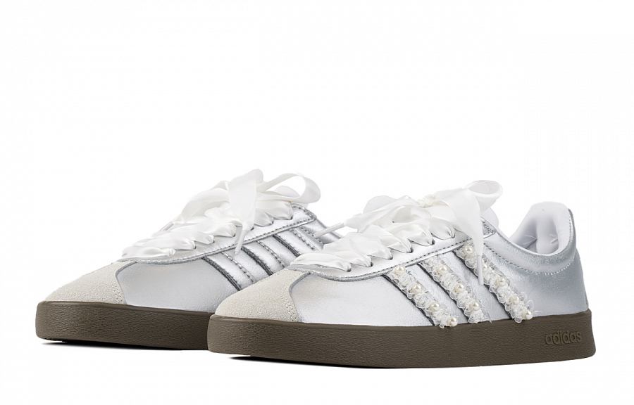 Adidas Neo VL Court 2.0 Slip Resistant Low top Skateboard Shoes Women's Silver White купить в интернет-магазине Yoocart с быстрой доставкой по России.