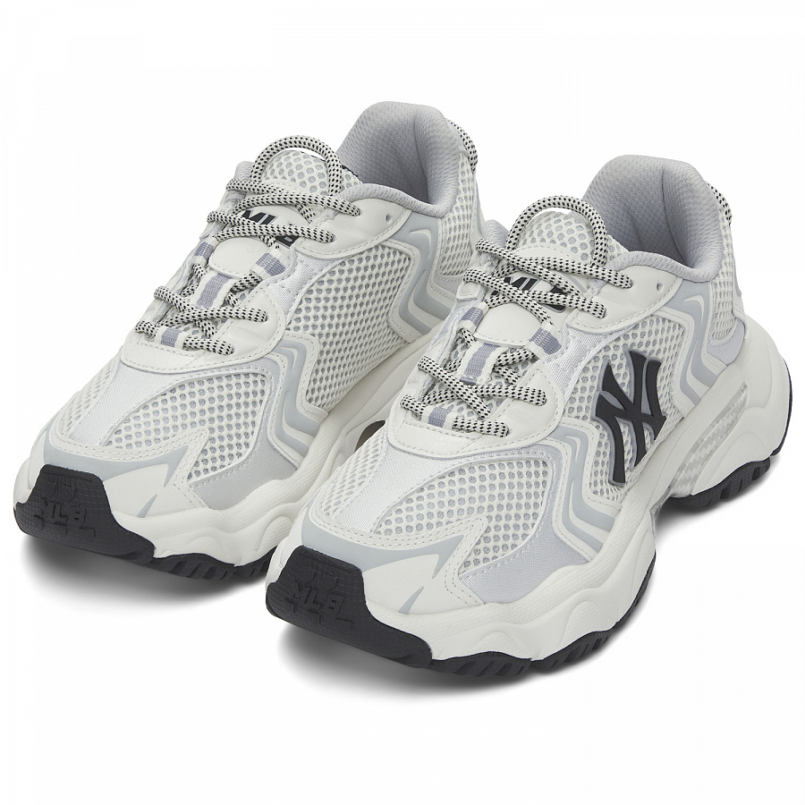 MLB New York Yankees Anti Slip Wear Resistant Low Top Chunky Sneakers Unisex White