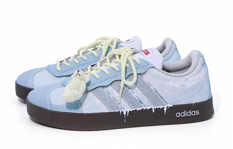 Adidas Neo VL Court 2.0 Polar Bear Cub MONE Manufacturing Abrasion Resistant Low Top Skateboard Shoes Unisex Sky Blue купить в интернет-магазине Yoocart с быстрой доставкой по России.