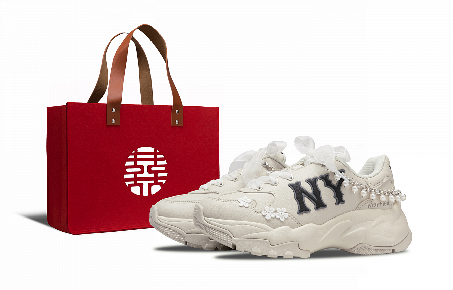 MLB Big Ball Chunky Floral Box Anti Slip Wear Resistant Low Top Chunky Sneakers Women's White