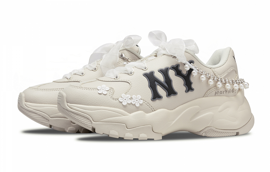 MLB Big Ball Chunky Floral Box Anti Slip Wear Resistant Low Top Chunky Sneakers Women's White