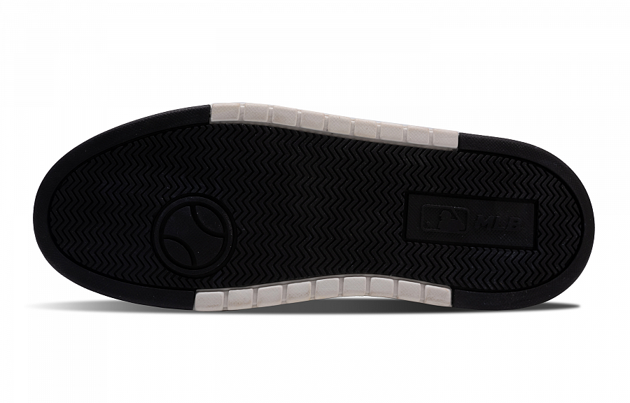 MLB Chunky Liner Anti-Slip Wear-Resistant Low-Top Skateboard Shoes Unisex Black White
