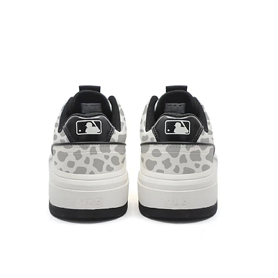 MLB Chunky Liner Anti-Slip Wear-Resistant Low-Top Skateboard Shoes Unisex Black White
