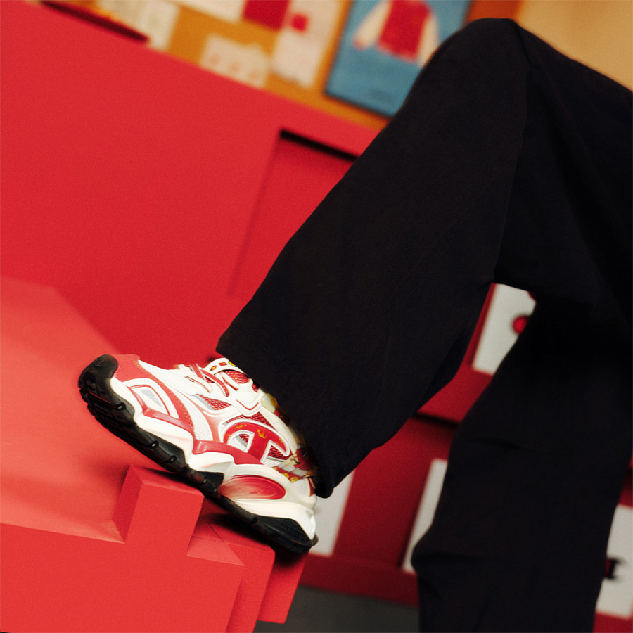 Champion Year Of The Snake Fang Shark Shoes Power Armor Low-Top Chunky Sneakers Women's Ash Red/Milk White купить в интернет-магазине Yoocart с быстрой доставкой по России.