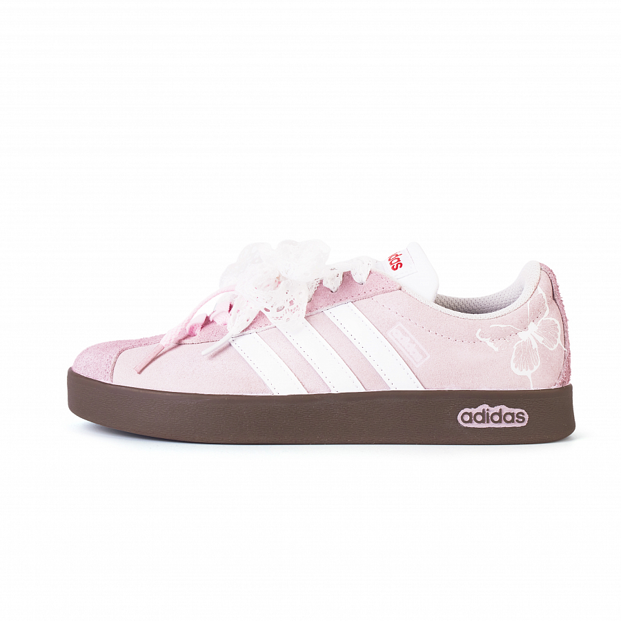 Adidas Neo Vl Court Classic Snowy Slumber, Amber Anti Slip Wear Resistant Low Top Skateboard Shoes Unisex Light Pink купить в интернет-магазине Yoocart с быстрой доставкой по России.