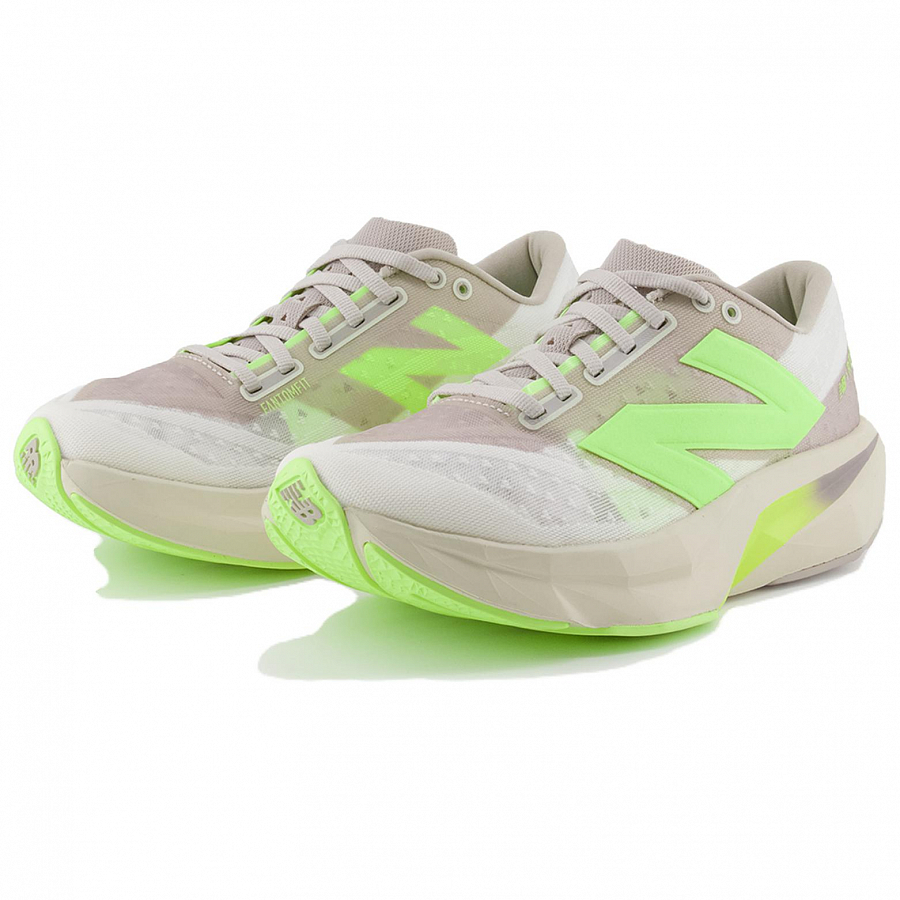 New Balance FuelCell Rebel V4 'Beige Green' Women's купить в интернет-магазине Yoocart с быстрой доставкой по России.