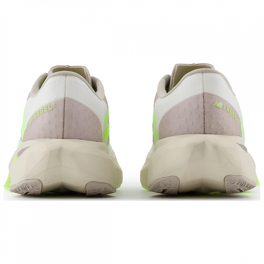 New Balance FuelCell Rebel V4 'Beige Green' Women's купить в интернет-магазине Yoocart с быстрой доставкой по России.
