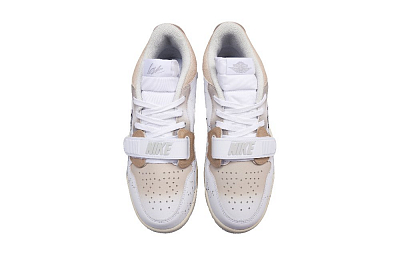 Jordan Legacy 312 Cushioned Slip-Resistant Abrasion-Resistant Low-Top Vintage Basketball Shoes Men's White Brown