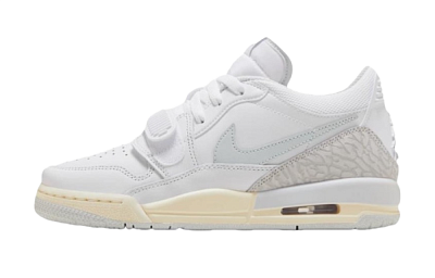 Jordan Legacy 312 Fresh Powder Blue Cushioning Wear-Resistant Low-Top Vintage Basketball Shoes Women's White Silver