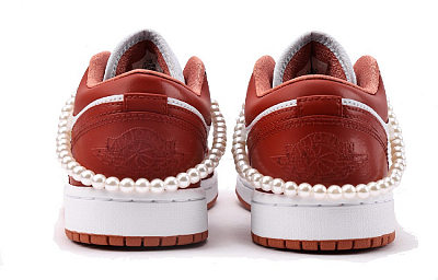 Jordan Air Jordan 1 Slip-Resistant Coverage Low-Top Vintage Basketball Shoes Women's True Red