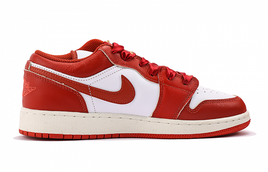 Jordan Air Jordan 1 Anti Slip Wear Resistant Low Top Vintage Basketball Shoes Women's Red White купить в интернет-магазине Yoocart с быстрой доставкой по России.