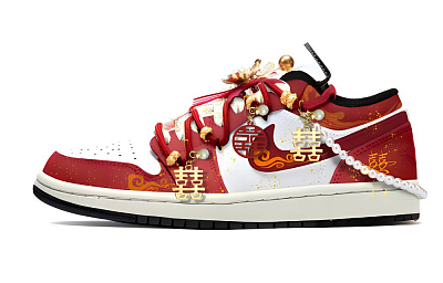 Jordan Air Jordan 1 Joyful Bonds Footprints Creation Low Top Vintage Basketball Shoes Unisex Red Gold