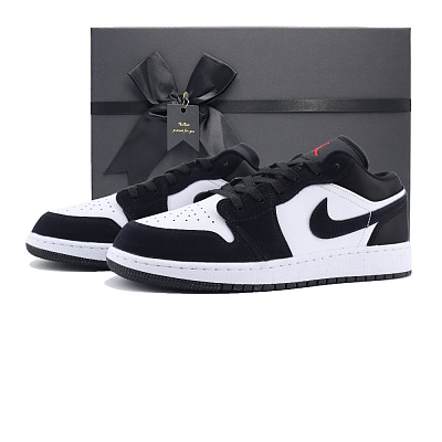 Jordan Air Jordan 1 Anti Slip Wear Resistant Low Top Vintage Basketball Shoes Unisex Black White
