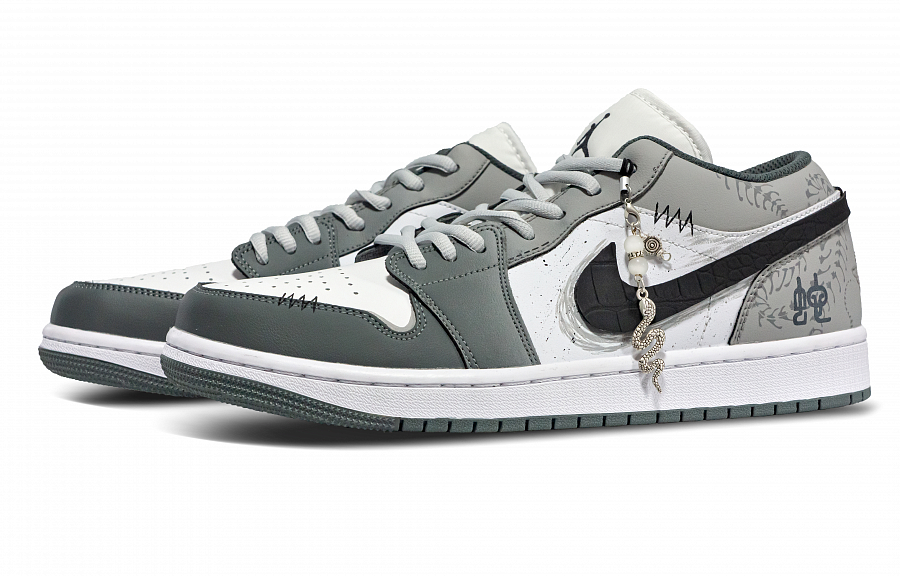 Jordan Air Jordan 1 Slip-Resistant Low-Top Vintage Basketball Shoes Unisex Light Gray купить в интернет-магазине Yoocart с быстрой доставкой по России.