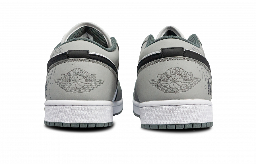 Jordan Air Jordan 1 Slip-Resistant Low-Top Vintage Basketball Shoes Unisex Light Gray купить в интернет-магазине Yoocart с быстрой доставкой по России.