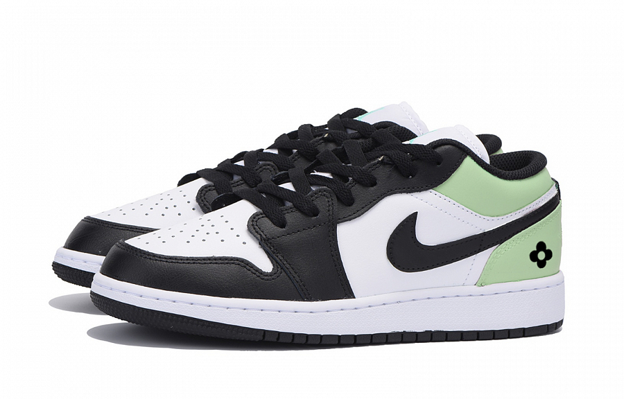 Jordan Air Jordan 1 Low Top Vintage Basketball Shoes Men's White Green купить в интернет-магазине Yoocart с быстрой доставкой по России.