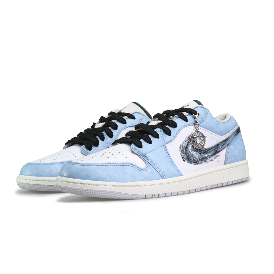 Jordan Air Jordan 1 Skateboard Shoes Unisex Low Top Carolina Blue/Black купить в интернет-магазине Yoocart с быстрой доставкой по России.