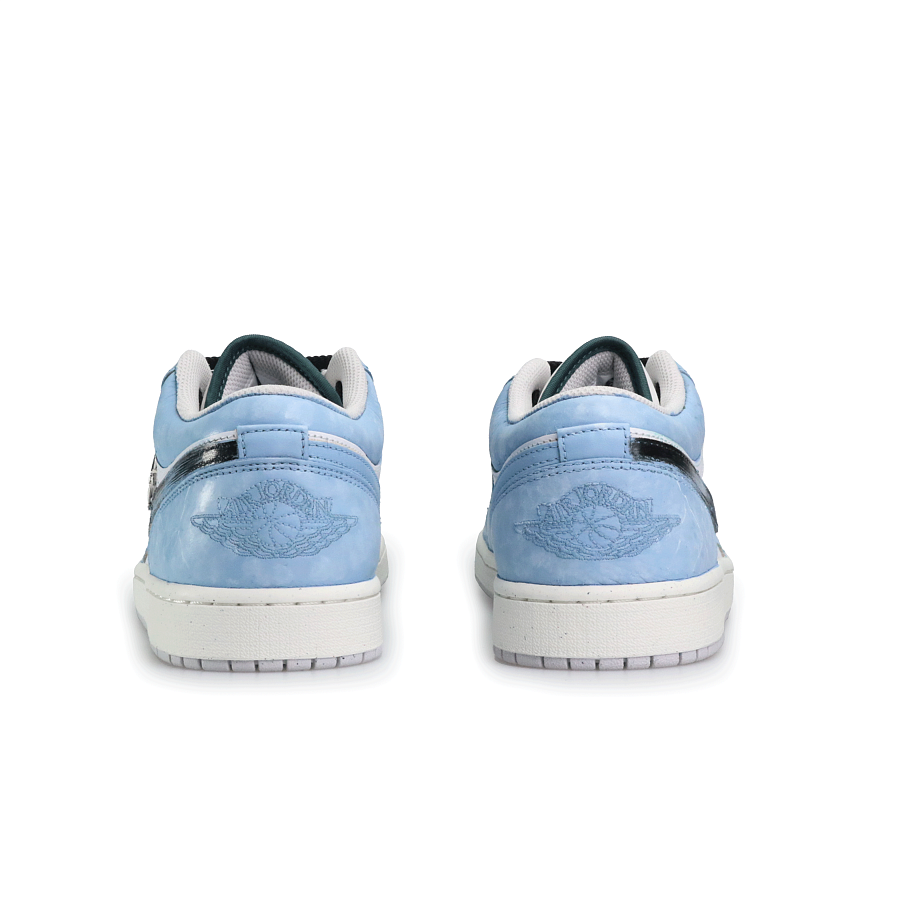 Jordan Air Jordan 1 Skateboard Shoes Unisex Low Top Carolina Blue/Black купить в интернет-магазине Yoocart с быстрой доставкой по России.