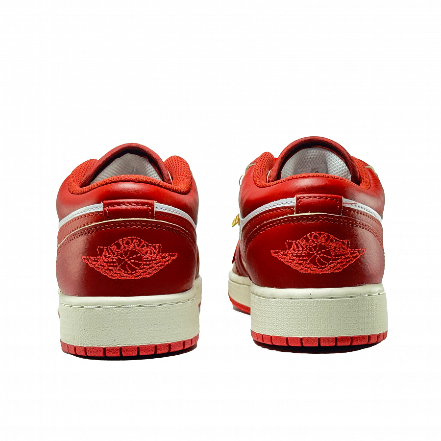 Jordan Air Jordan 1 Anti Slip Wear Resistant Low Top Vintage Basketball Shoes Women's Red White купить в интернет-магазине Yoocart с быстрой доставкой по России.