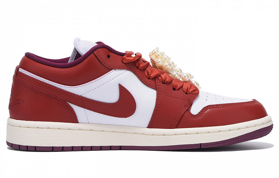 Jordan Air Jordan 1 Anti-Slip And Wear-Resistant Coverage Low-Top Vintage Basketball Shoes Women's True Red купить в интернет-магазине Yoocart с быстрой доставкой по России.