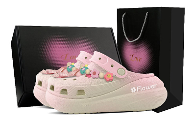 Crocs Crush Clog Heart Box Small Flower Clogs Unisex Lotus Color