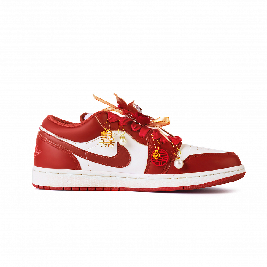 Jordan Air Jordan 1 Mutual Love Slip Resistant Low Top Vintage Basketball Shoes Men's Sand Dune Red купить в интернет-магазине Yoocart с быстрой доставкой по России.