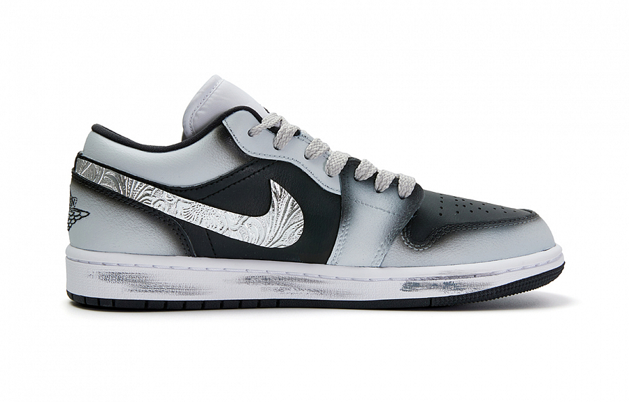 Jordan Air Jordan 1 Anti Slip Wear Resistant Low Top Vintage Basketball Shoes Unisex Silver Black купить в интернет-магазине Yoocart с быстрой доставкой по России.
