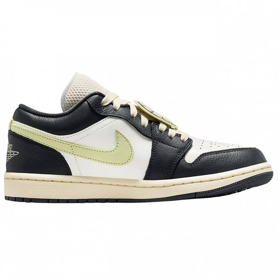 Jordan Air Jordan 1 Slip Resistant Abrasion Resistant Low top Vintage Basketball Shoes Unisex Black White купить в интернет-магазине Yoocart с быстрой доставкой по России.