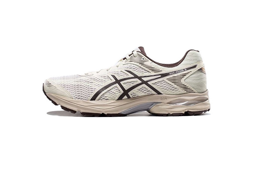 Asics Gel Flux 4 Abrasion Resistant Low Top Running Shoes Unisex Beige White Brown купить в интернет-магазине Yoocart с быстрой доставкой по России.