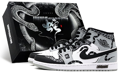 Jordan Air Jordan 1 Anti Slip Wear Resistant Mid Top Vintage Basketball Shoes Men's Gray Black