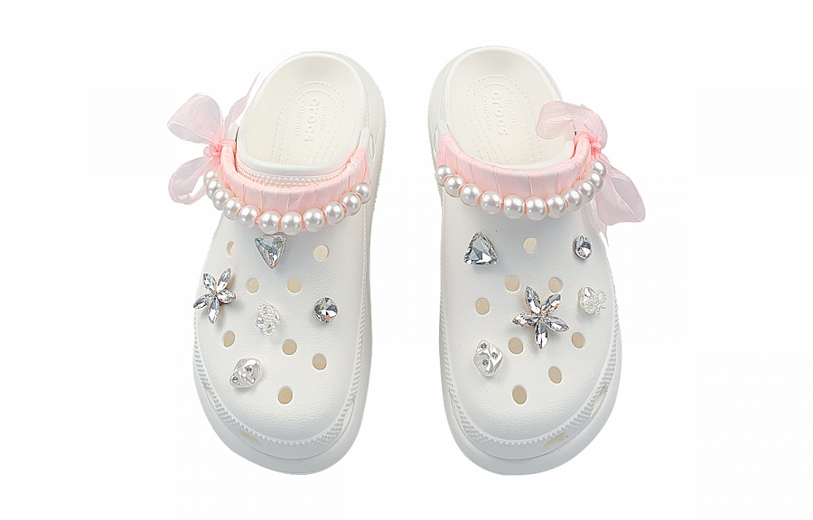 Crocs Crush Clog Clogs Unisex White купить в интернет-магазине Yoocart с быстрой доставкой по России.