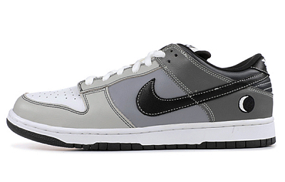 Nike SB Dunk Low Lunar Eclipse West