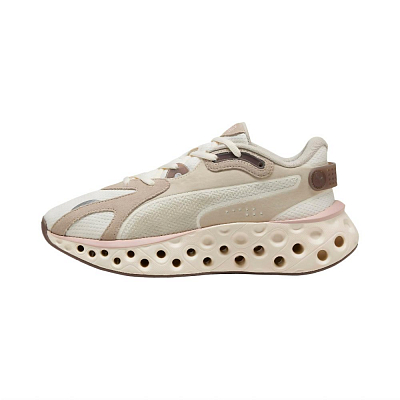 PUMA Wear resistant And Lightweight Low top Running Shoes Women's Beige