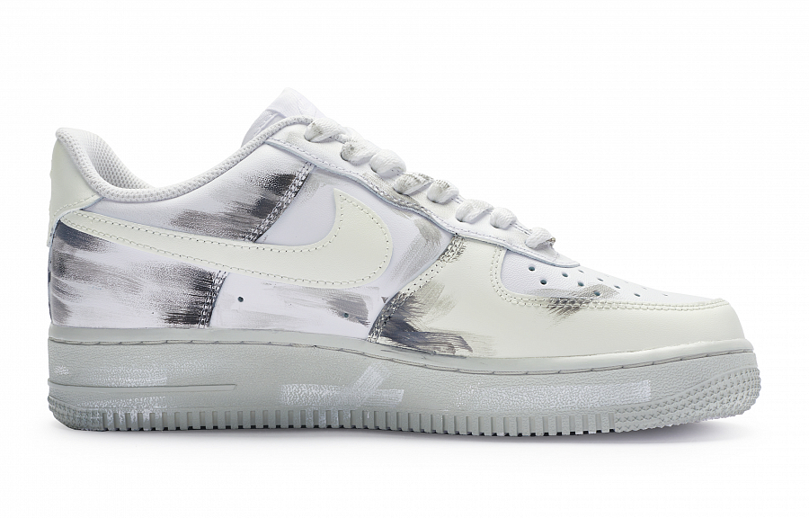 Nike Air Force 1 Low Top Skateboard Shoes GS White Gray купить в интернет-магазине Yoocart с быстрой доставкой по России.