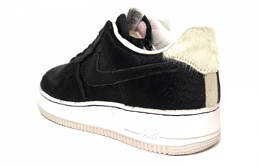 Nike X Medicom Air Force 1 Low Premium 'BE@RBRICK' купить в интернет-магазине Yoocart с быстрой доставкой по России.