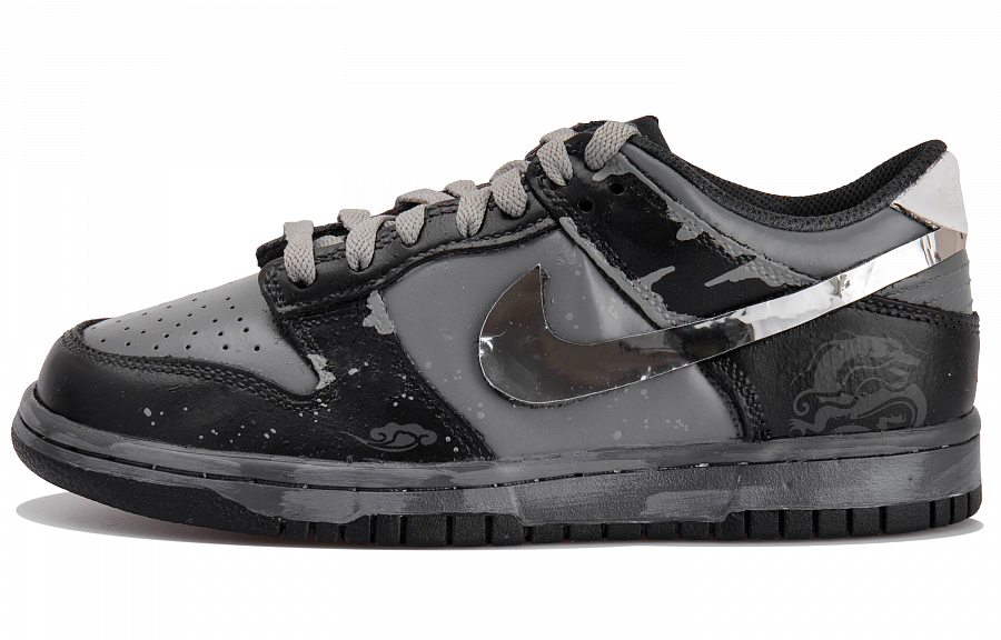 Nike Dunk Low Top Skateboard Shoes GS Black Gray купить в интернет-магазине Yoocart с быстрой доставкой по России.