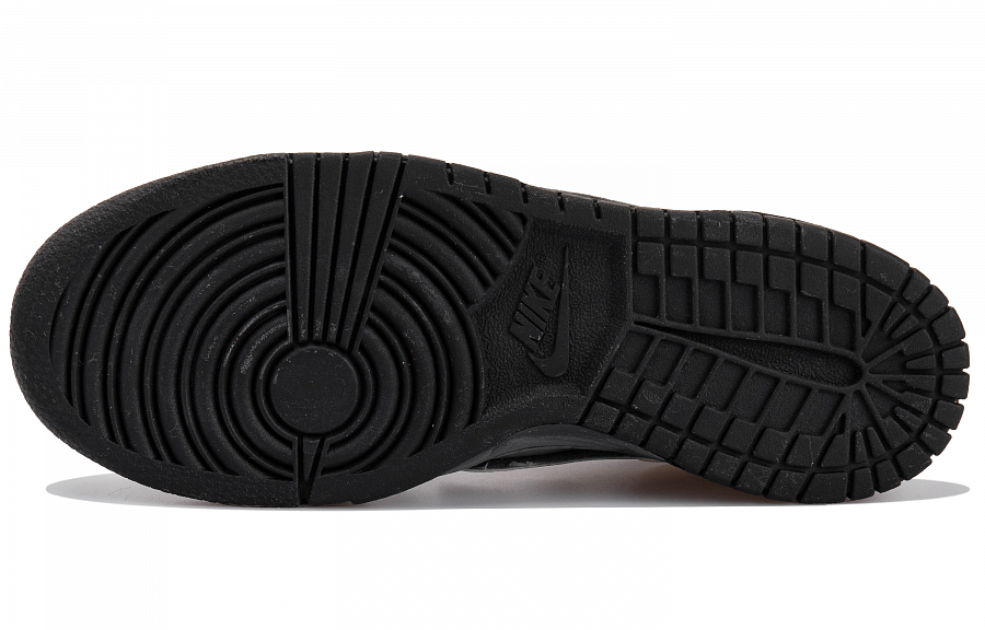 Nike Dunk Low Top Skateboard Shoes GS Black Gray купить в интернет-магазине Yoocart с быстрой доставкой по России.