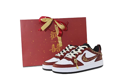 Nike Court Borough 2 Anti-Slip And Wear-Resistant Lightweight Low-Top Skateboard Shoes Women's Red