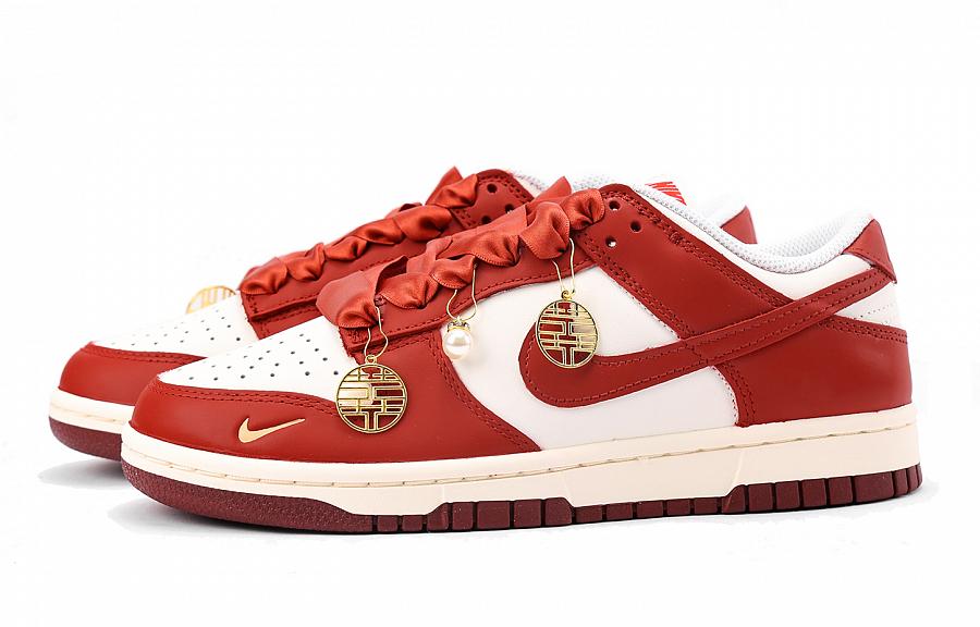 Nike Dunk Anti-Slip Wear-Resistant Low-Top Skateboard Shoes Women's True Red купить в интернет-магазине Yoocart с быстрой доставкой по России.