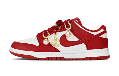 Nike Dunk Wear resistant And Lightweight Low Top Skateboard Shoes Unisex Red